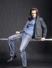 一站式視覺解決方案 從服裝攝影、產(chǎn)品攝影到畫冊設(shè)計(jì)與印刷，兼談專業(yè)二手設(shè)備轉(zhuǎn)讓